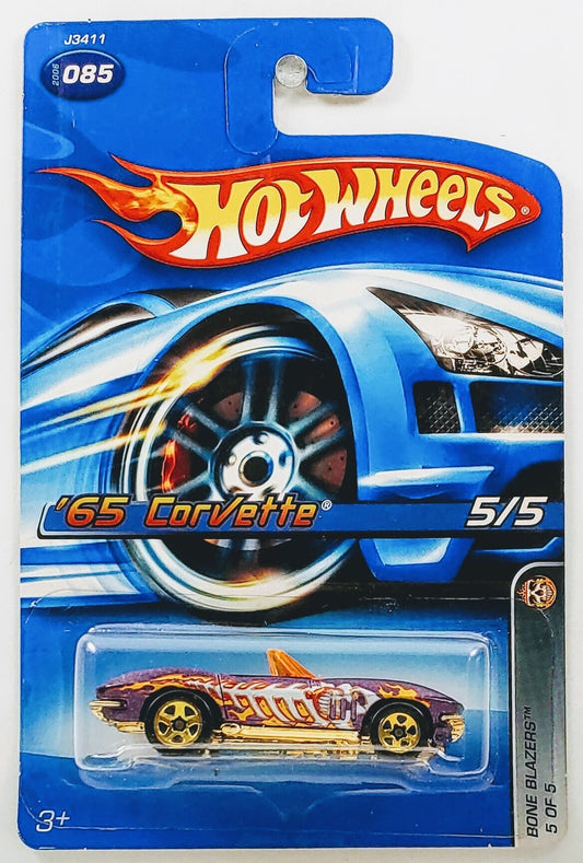 Hot Wheels 2006 - Collector # 085/223 - Bone Blazers 5/5 - '65 Corvette - Metallic Purple - Black Interior - Yellow Windshield - Gold 5 Spoke Wheels - USA Card