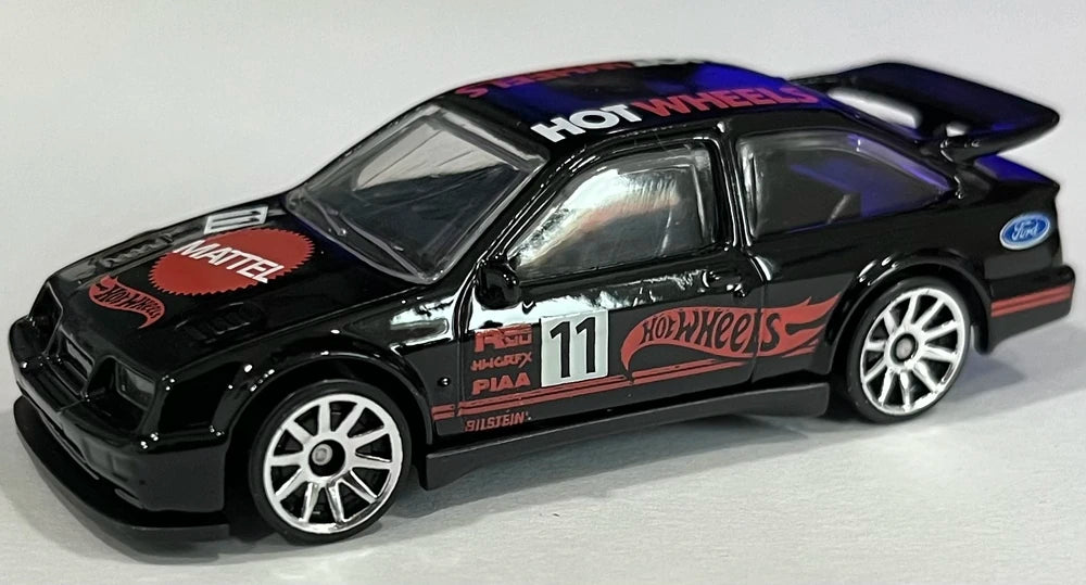 Hot Wheels 2022 - Collector # 033/250 - Retro Racers 1/10 - New Models - '87 Ford Sierra Cosworth - Black - USA Card
