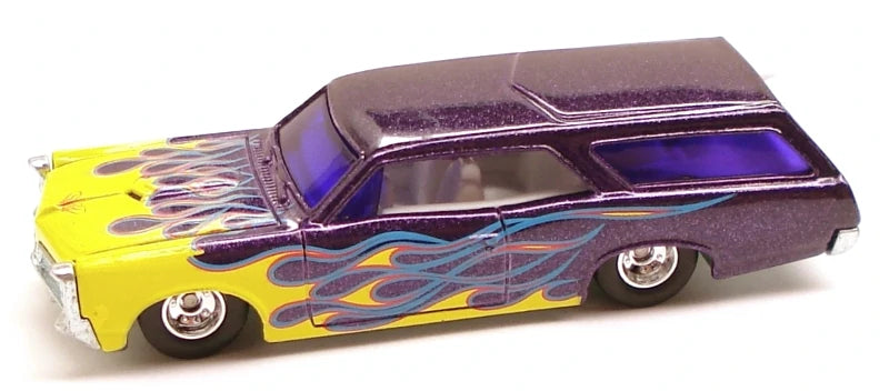 Hot Wheels 2010 - Garage 15/39 - Custom '66 GTO Wagon - Purple - Metal/Metal & Real Riders