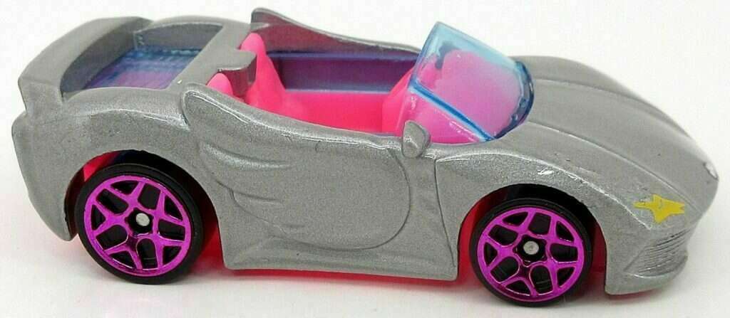 Hot Wheels 2022 - Collector # 134/250 - Tooned 5/5 - Barbie Extra - Silver - IC