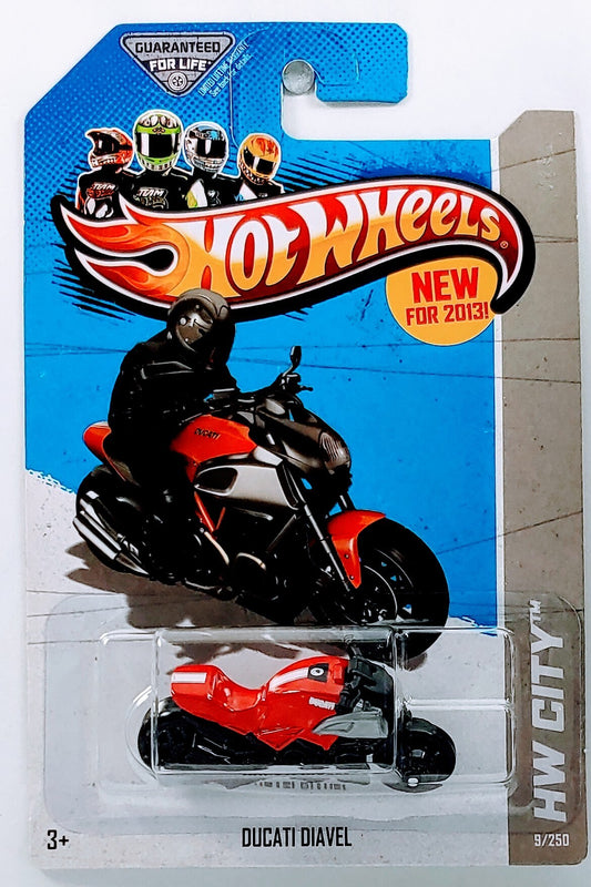 Hot Wheels 2013 - Collector # 008/250 - HW City / Street Power - New Models - Ducati Diavel - Red & Black - USA Card