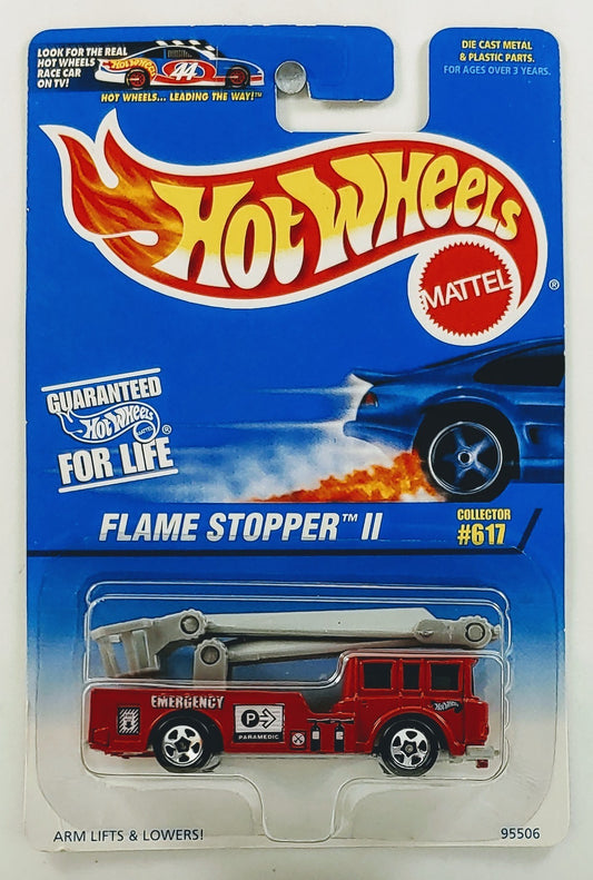 Hot Wheels 1997 - Collector # 617 - Flame Stopper II - Red - USA Blue & White Card