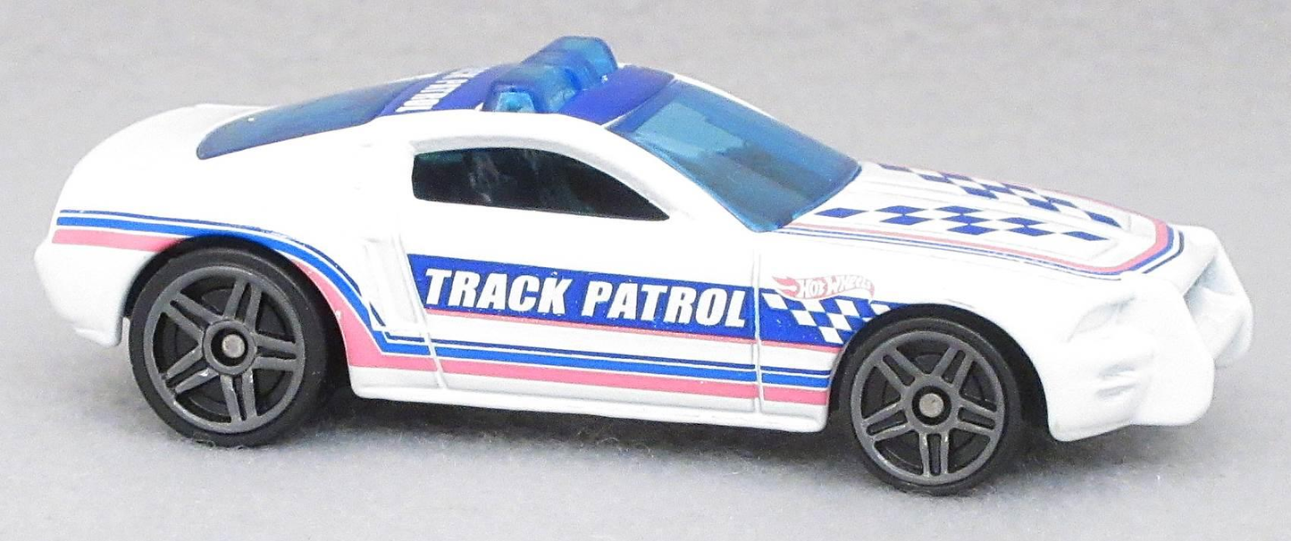 Hot Wheels 2022 - Collector # 188/250 - HW Rescue 4/10 - Ford Mustang GT Concept - White / Track Patrol - IC