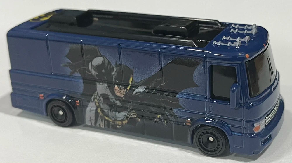 Hot Wheels 2021 -Premium / Pop Culture / DC Comics 4/5 - HW Tour Bus - Dark Blue / Batman