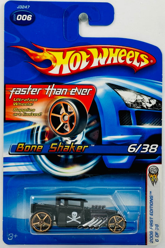 Hot Wheels 2006 - Collector # 006/223 - First Editions 06/38 - Fast Than Ever - Bone Shaker - Black - Skull Crossbones - USA