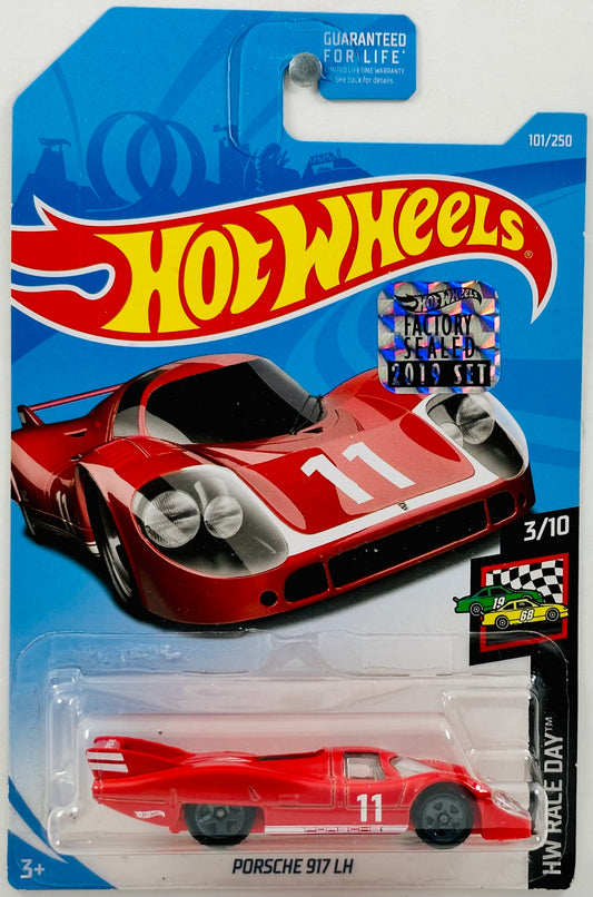 Hot Wheels 2019 - Collector # 101/250 - HW Race Day 03/10 - Porsche 917 LH - Red - '11' - FSC