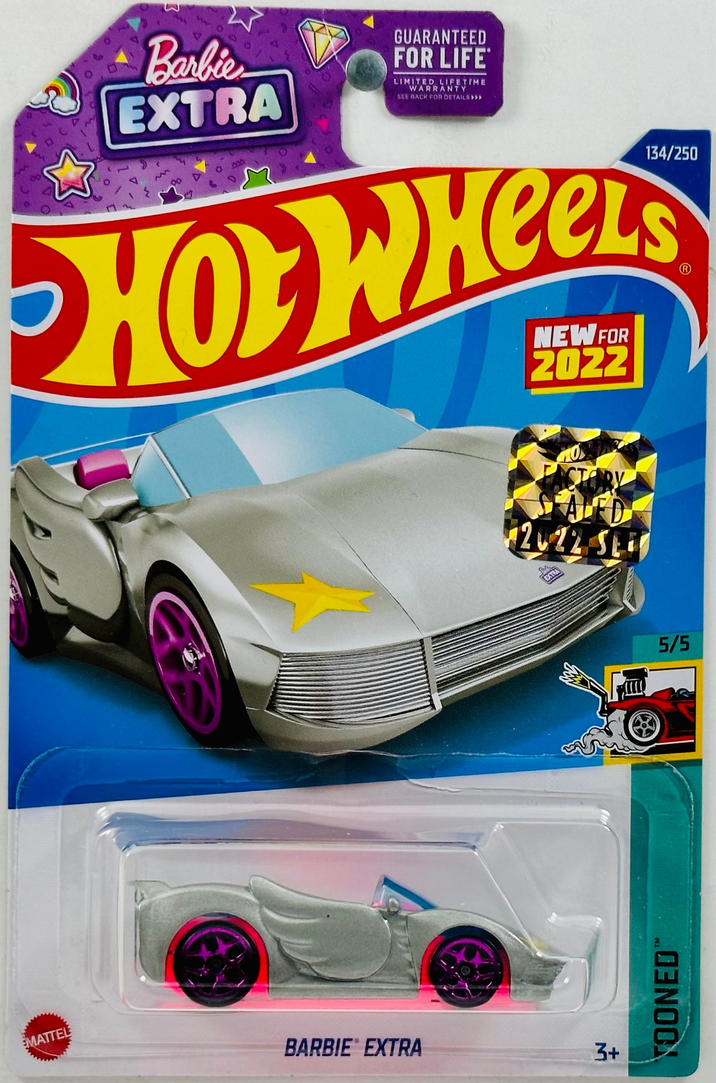 Hot Wheels 2022 - Collector # 134/250 - Tooned 05/05 - New Models - Barbie Extra - Silver - FSC