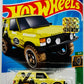 Hot Wheels 2022 - Collector # 159/250 - Mud Studs 4/5 - Range Rover Classic - Beige / Expedition - FSC