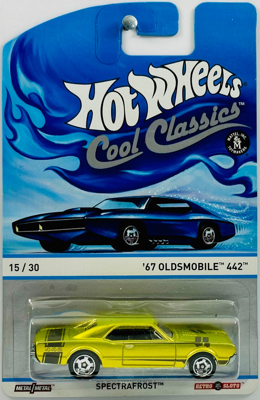 Hot Wheels 2013 - Cool Classics 15/30 - '67 Oldsmobile 442 - Spectrafrost Antifreeze - Metal/Metal & Retro Slots - Blue Car Card