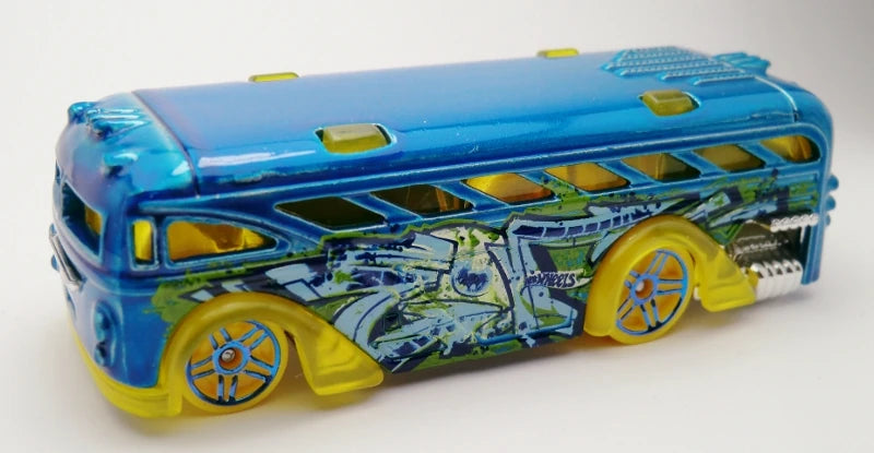 Hot Wheels 2013 - Collector # 031/250 - HW City / Graffiti Rides - Surfin' School Bus - Blue - USA Card