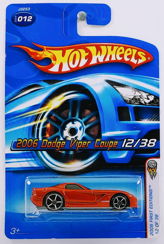 Hot Wheels 2006 - Collector # 012/218 - First Editions 12/38 - 2006 Dodge Viper Coupe - Metallic Red - USA