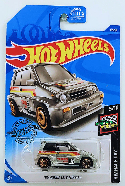 Hot Wheels 2020 - Collector # 011/250 - '85 Honda City Turbo II