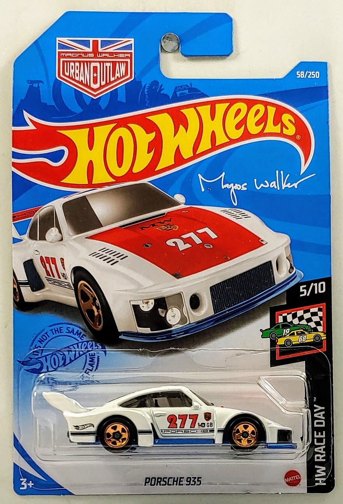 Hot Wheels 2021 - Collector # 058/250 - HW Race Day 5/10 - Porsche 935 - White / Urban Outlaw - Red Hood / Blue Base - IC