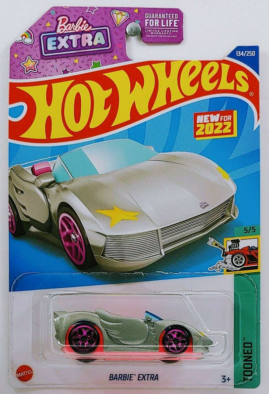 Hot Wheels 2022 - Collector # 134/250 - Tooned 5/5 - New Models - Barbie Extra - Silver - USA