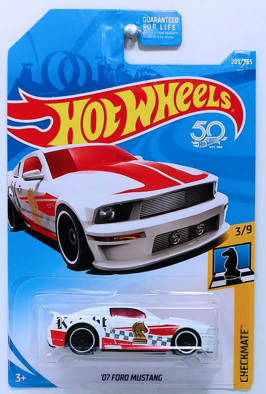Hot Wheels 2018 - Collector # 289/365 - Checkmate 3/9 - '07 Ford Mustang - White - USA