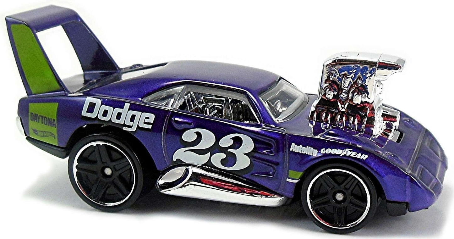 Hot Wheels 2017 - Collector # 103/365 - Tooned 5/10 - Dodge Charger Daytona - Metallic Dark Purple