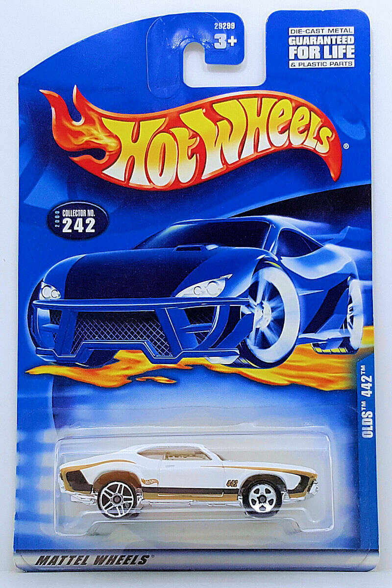 Hot Wheels 2000 - Collector # 242/250 - Olds 442 - White - USA New '2001 Style' Card - Wheels Error! PR5 on Rear & 5SP on Front!