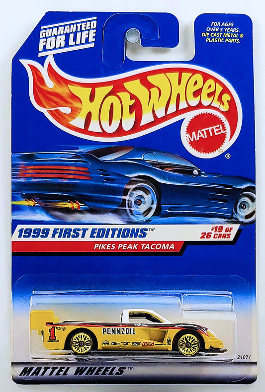 Hot Wheels 1999 - Collector # 924 - First Editions 19/26 - Pikes Peak Tacoma - White & Yellow