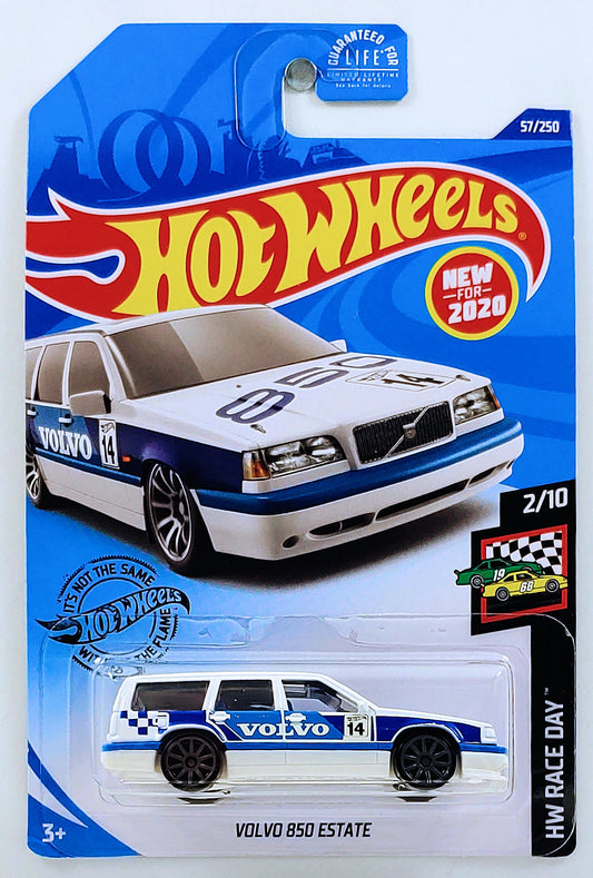 Hot Wheels 2020 - Collector # 057/250 - HW Race Day 2/10 - New Models - Volvo 850 Estate - White - USA Card